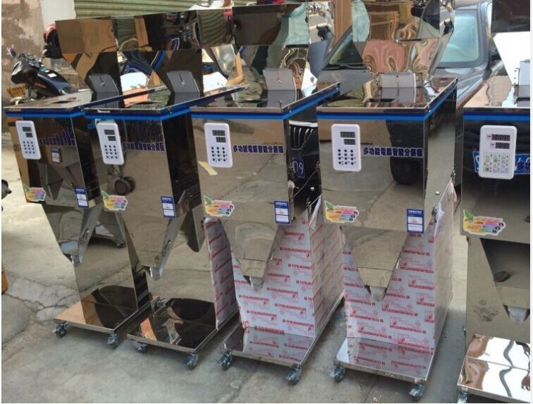 Prix pas cher 100-2500g machine de remplissage de poids de sucre en acier inoxydable,machine de remplissage de granules de poudre sèche précise pour sac