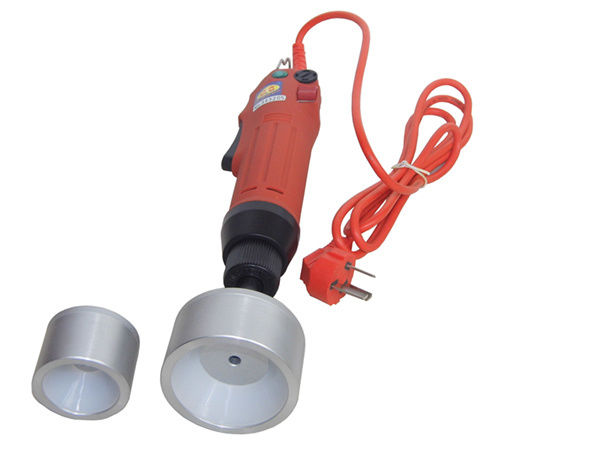 سعر المصنع زجاجة بلاستيكية شبه أوتوماتيكية صودا تغليف علبة غطاء آلة الأسعار غطاء يدوي